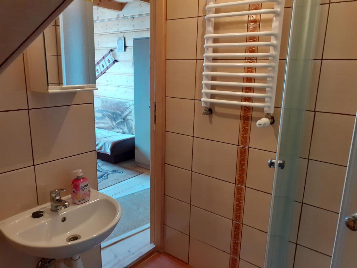 Pod Modrzewiem Bukowina Tatrzanska Luaran gambar