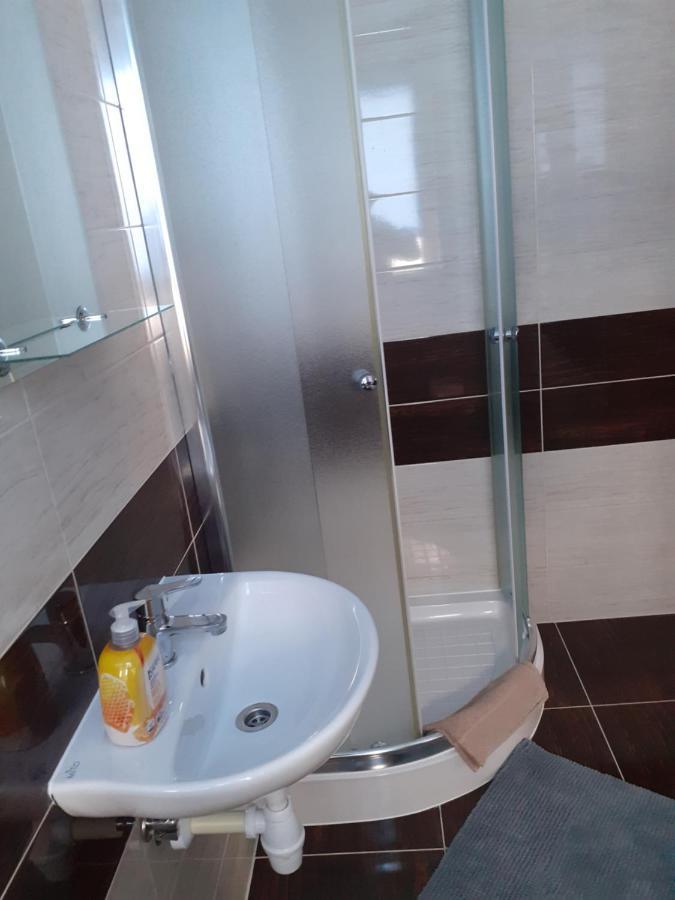 Pod Modrzewiem Bukowina Tatrzanska Luaran gambar